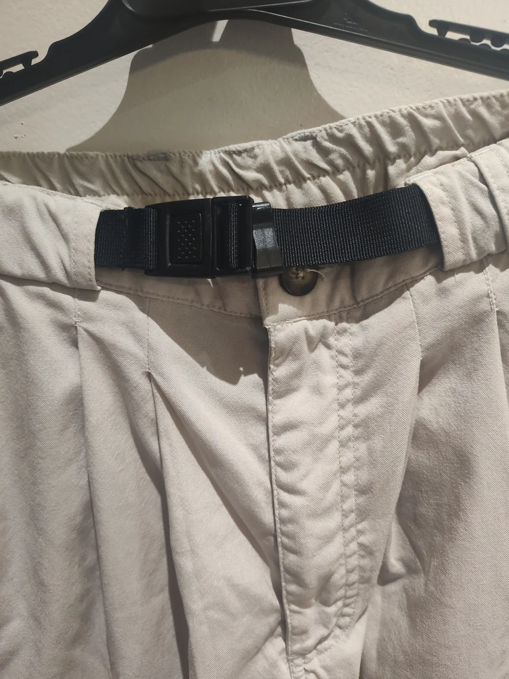 The North Face Men's Beige Outdoor Utility Shorts with Webbing Belt